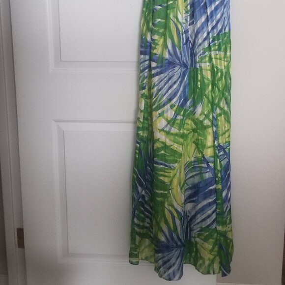 BCBGMAXAZRIA RUNWAY GREEN 100% SILK HALTER DRESS WOMEN'S SIZE 2 - Picture 6 of 6